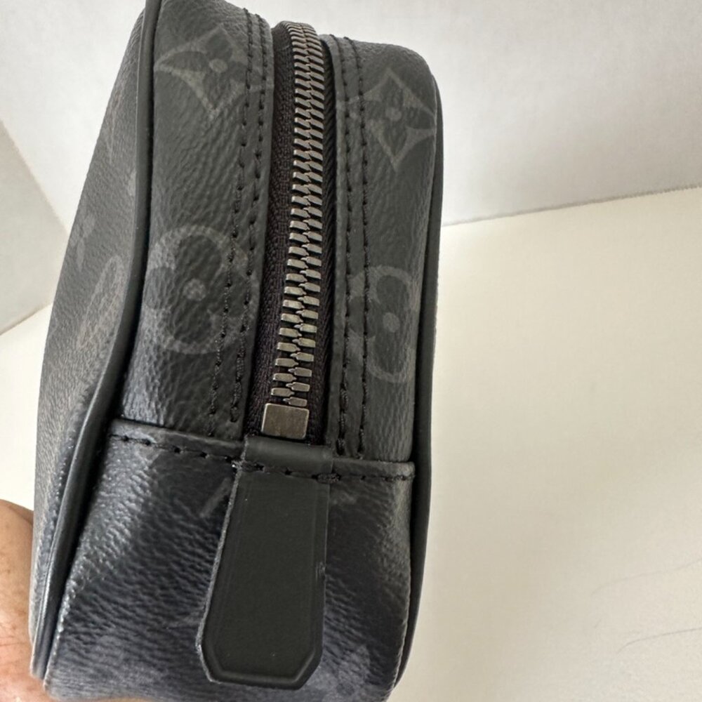 Louis Vuitton Monogram Eclipse Toilet Pouch Bag (1004) - Picture 4 of 9